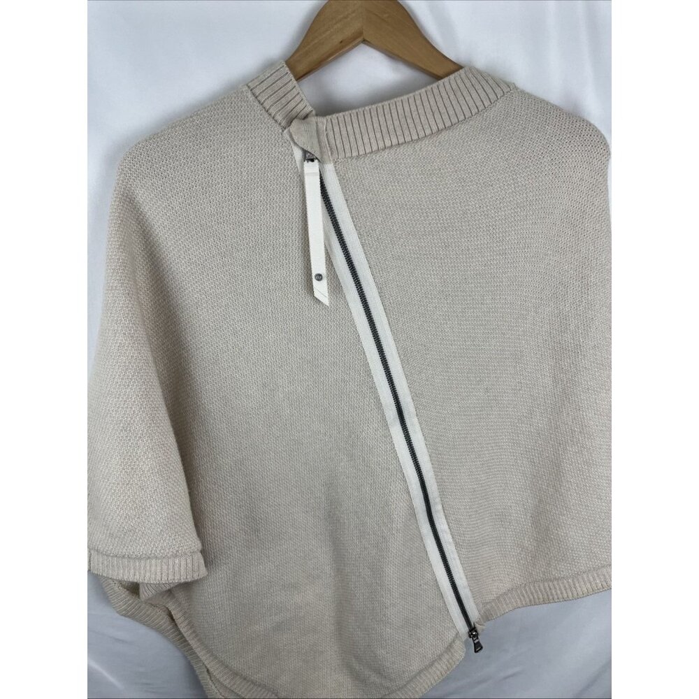 Lululemon On The Go Soft Cream-Coloured Poncho One Size - Picture 2 of 11